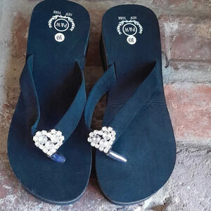 P & W New York Wedge Embellished sandals